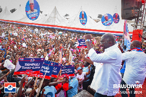 Dr Mahamudu Bawumia at a campaign event