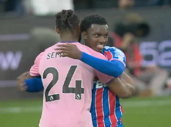 Semenyo (L) and Nketiah (R) shared a warm hug after the game
