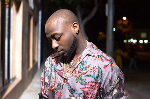 Emotional moment Davido breaks down as friend’s casket is lowered into the grave Emotional moment Davido breaks down as friend’s casket is lowered into the grave