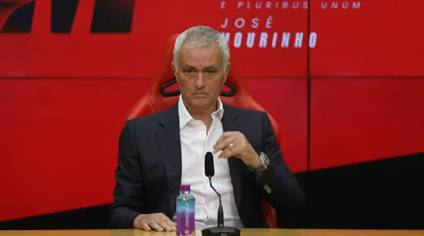 Mourinho is the new head coach of Benfica