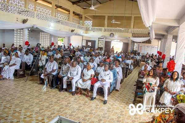 He joined hundreds of worshippers at the Anlo Afiadenyigba Evangelical Presbyterian Church