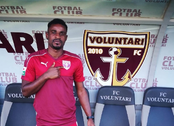 Richard Gadze joined Voluntari after leaving Azerbaijani side Zira FC.