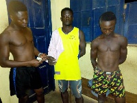 The three were apprehended by the inhabitants of the Kilampobile community