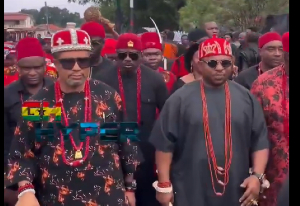 Eze Chuckwudi Jude Ihenetu (L) with his entourage at Manhyia