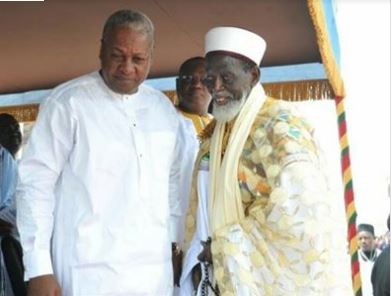 Former President Mahama and the Chief Imam, Sheikh Osman Nuhu Sharubutu