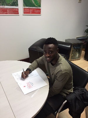 Akwasi Frimpong has signed a two-and-a-half contract with Red Star Belgrade