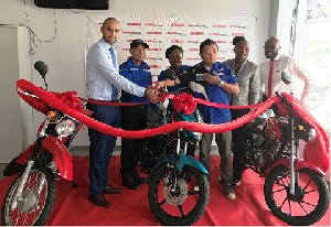 Mr. Amine Kabbara (left) with top Executives of JMTC and Yamaha Motor Co. unveiling the motorcycles