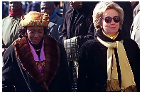 Nana Konadu Agyeman-Rawlings with Hillary Clinton in 1999
