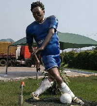 Michael Essien's  statue is located on the Boadi Road in Kumasi
