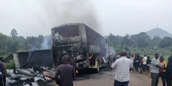 Uganda: Six dead, seven injured as bus collides with truck in Kyankwanzi