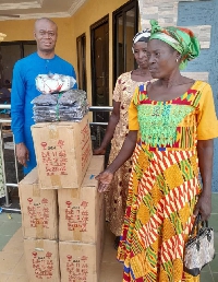Bole MP donates sewing manchines to Kinasibi (Gbebiri) ladies