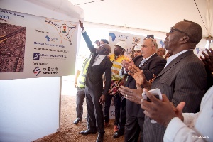 Alhaji Inusah Fuseini, Minister of Roads and Highways unveiling the project