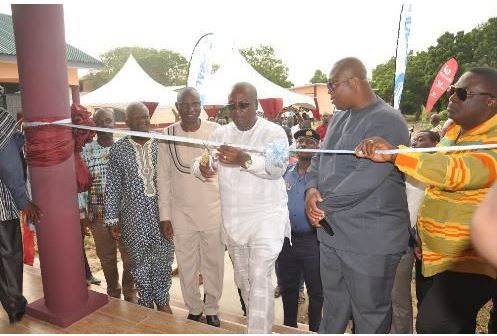 President John Mahama commissions a national project (file photo)