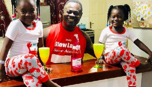 The Ex-Ghana Star and daughters