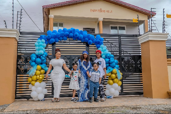 The actress (L) said she considers real estate a far more stable and rewarding investment