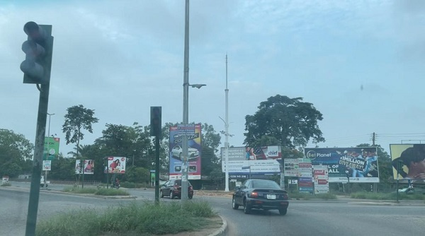 #GhanaWebRoadSafety: Traffic light at Achimota Police Station not working