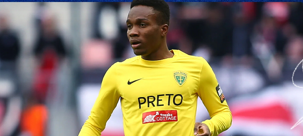 Ghanaian midfielder Samuel Gidi