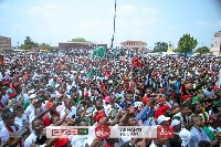 Photo of the crowd that assembled to listen to Mahama