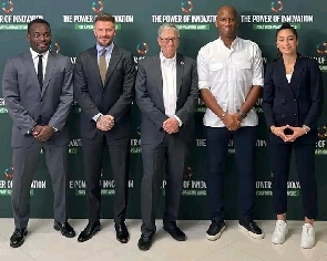Michael Essien, Beckham, Bill Gates, Drogba