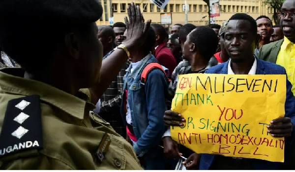 President Yoweri Museveni was applauded by supporters after signing an anti-homosexuality law