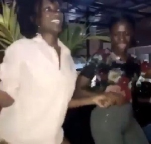 Late Ebony Reigns dancing with Fella Makafui