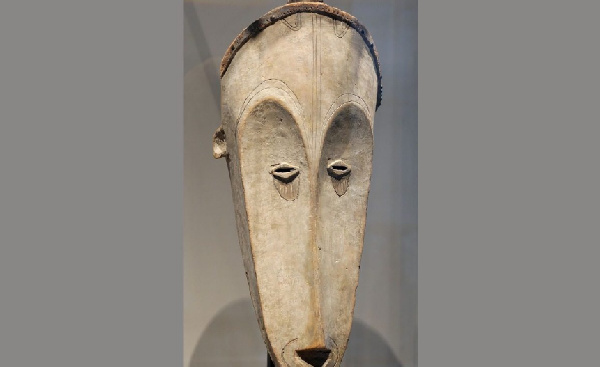 Ngi mask. Photo: Wikimedia Commons/Marie-Lan Nguyen /Public domain