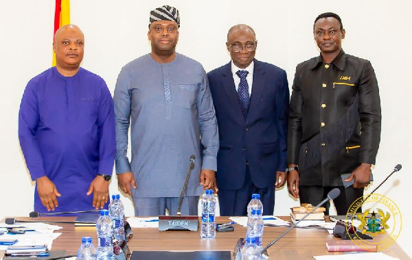 Thomas Ampem (2nd L) with some members of the board