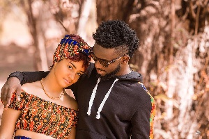 Bisa Kdei acts as a broke guy falls in love with a rich, young and beautiful lady