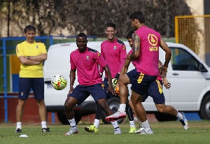 Wakaso training with Las Palmas for the first time