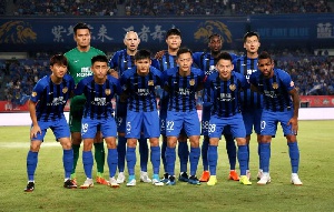 Richmond Boakye and his Jiangsu Suning teammates