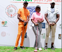 Kous Louanges Mang (M) among other golfers