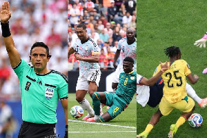 Ref Martinez And Ghana Squad .jpeg