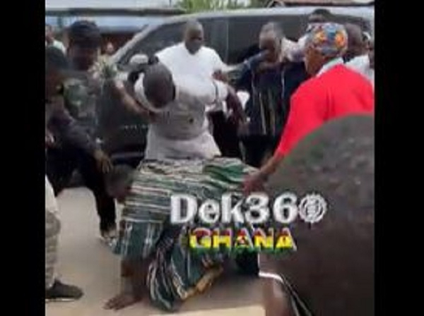 NPP Deputy National Organiser Chris Lloyd Nii Kwei Asamoah (in smock) being attacked