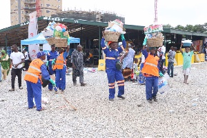 The company also collected refuse at the Hajj villages daily prior to the departure of the pilgrims