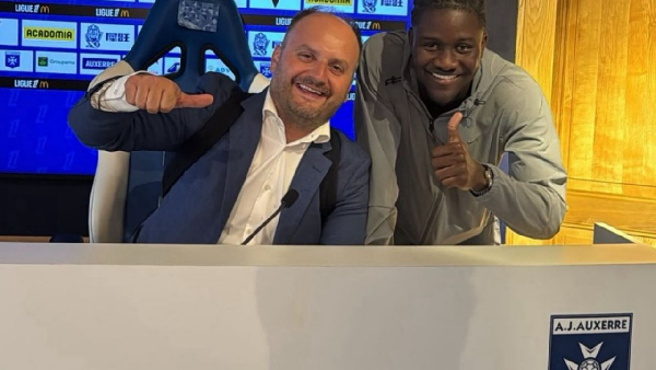 Osman (R) has joined Auxerre on loan from Brighton