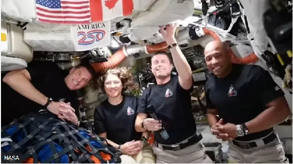 Di Artemis crew don ready to come back to earth