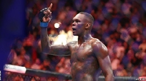 Israel Adesanya v Sean Strickland: Nigerian-born New Zealander wan raise di bar for UFC fight