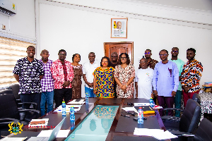 A group photo of Zambian delegation and Ghanaian representatives