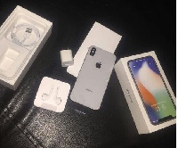 The Nigerian lady feels disrespected over her boyfriend's decision to give her an iphone X for Xmas