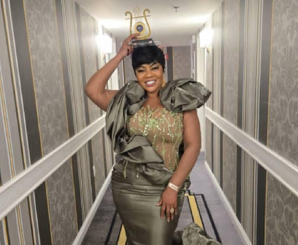 2025 GMAUS: Empress Gifty beats Black Sherif, King Promise, Stonebwoy to win Artiste of the Year