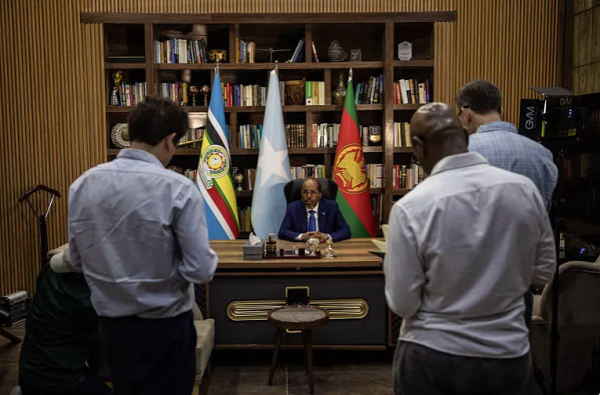 Somali President Hassan Sheikh Mohamud talks to journalists on security policy