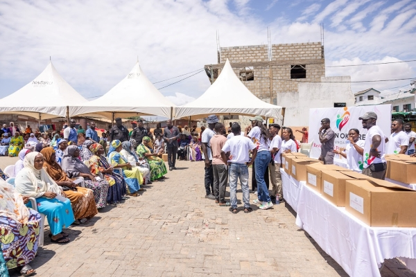 Kevin Okyere has donated some food items to Fadama residents
