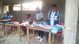 The electoral materials arrived at the station at 4:30 hours under security protection