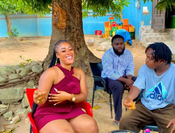 Awura Ama and Kyekyeku spark fresh dating rumours after being spotted on movie set