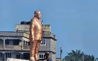 President Akufo-Addo unveiled his statue at the Effia-Nkwanta Regional Hospital