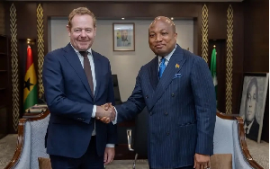 Foreign Affairs Minister Samuel Okudzeto Ablakwa (R) and D.M. Van Weel (L)