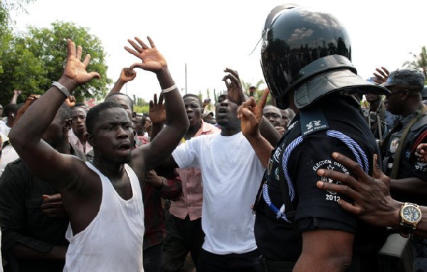 Angry Nkoranza youth yell at police