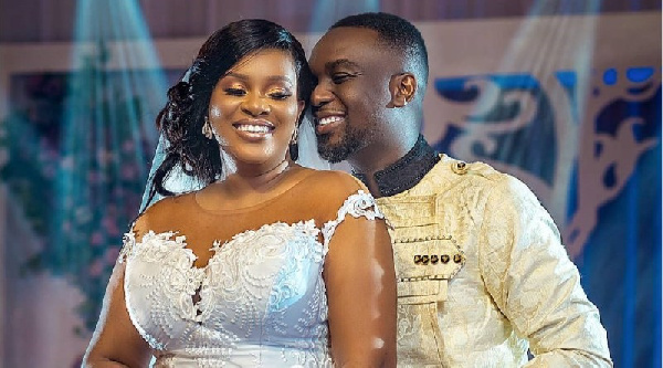 Ghanaian gospel artiste, Joe Mettle and wife