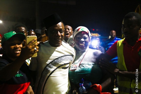Nkem Owoh otherwise known as Osuofia was at the Nkrumah Circle Interchange.