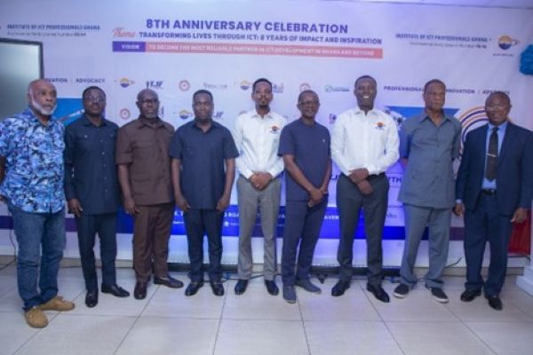 Dignitaries and invited guest at the event